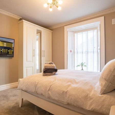 The Canalside B&B At The Auld Shebeen Bar Athy Bagian luar foto